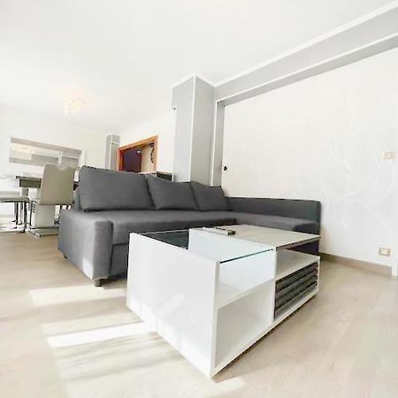 L'Amicale : 80 M², 6 Prs, 3 Ch, Centre Ville Dijon Dış mekan fotoğraf