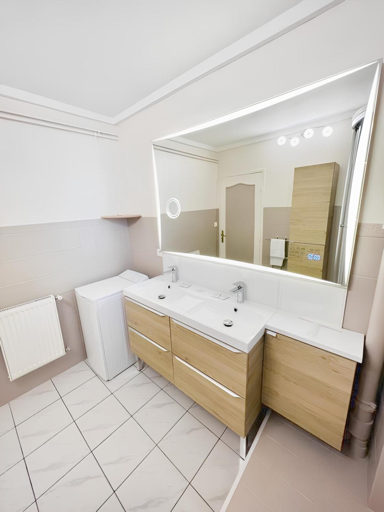 L'Amicale : 80 M², 6 Prs, 3 Ch, Centre Ville Dijon Dış mekan fotoğraf